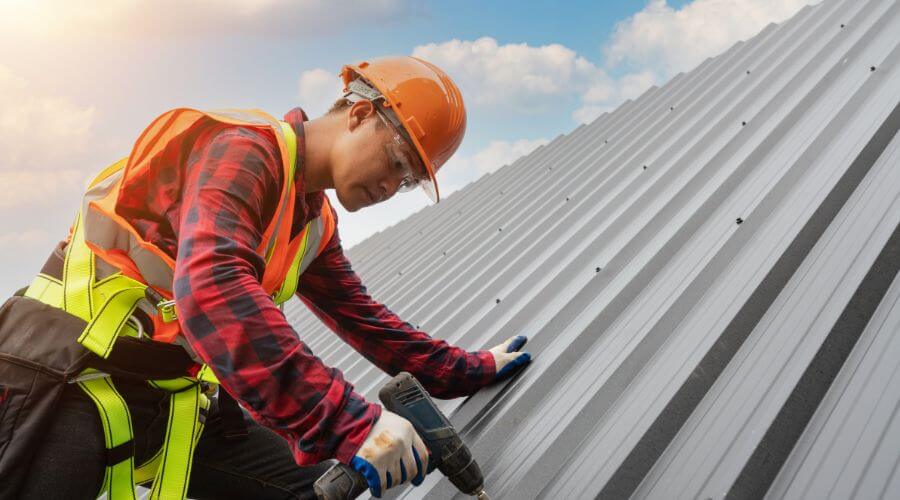 Professional Flat Roofing Installation in Paxton, IN
